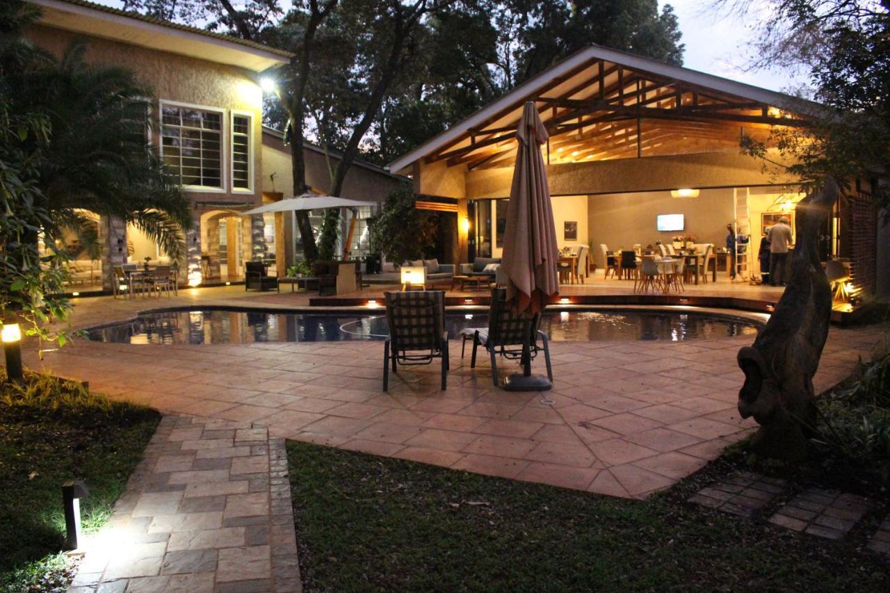 Sandalwood Lodge Хараре Екстер'єр фото